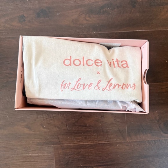 COPY For Love & Lemons x Dolce Vita | Daphne Daisy Flip Flop Heel - Picture 5 of 6